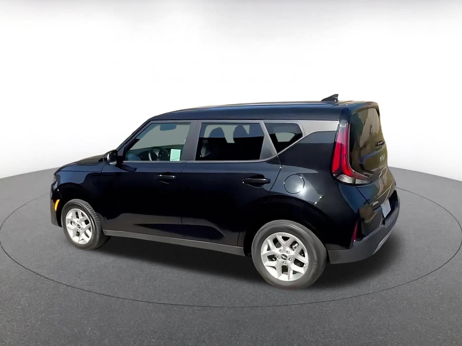 Thumbnail: 2025 Kia Soul - 9