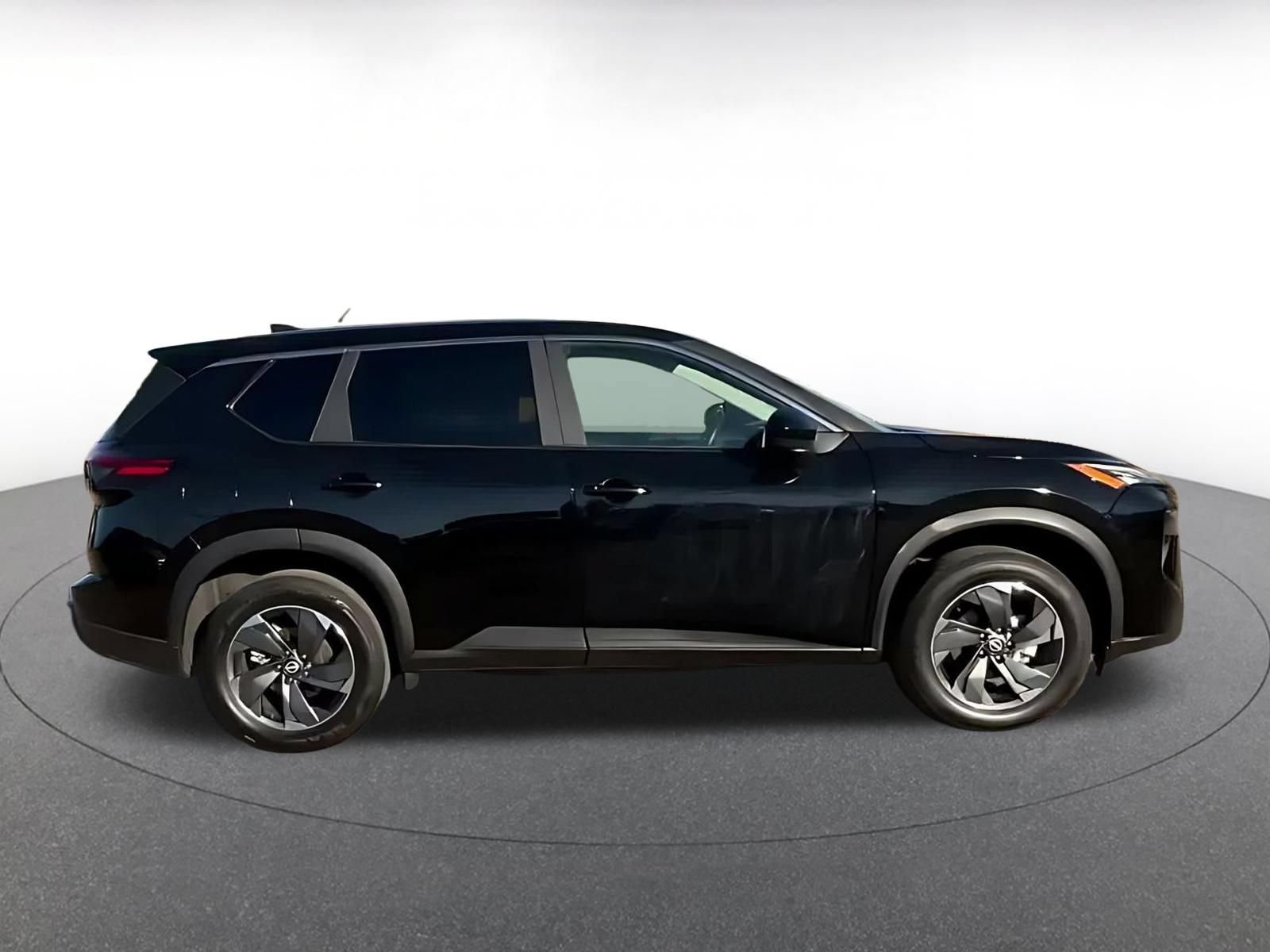 Thumbnail: 2025 Nissan Rogue - 14