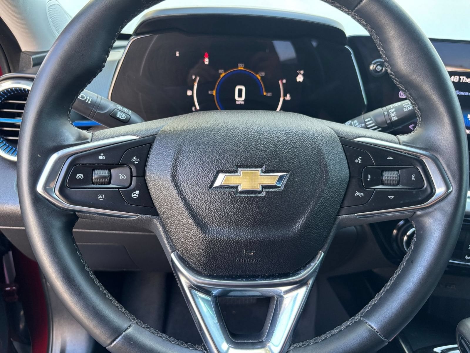 Thumbnail: 2025 Chevrolet Trax - 26