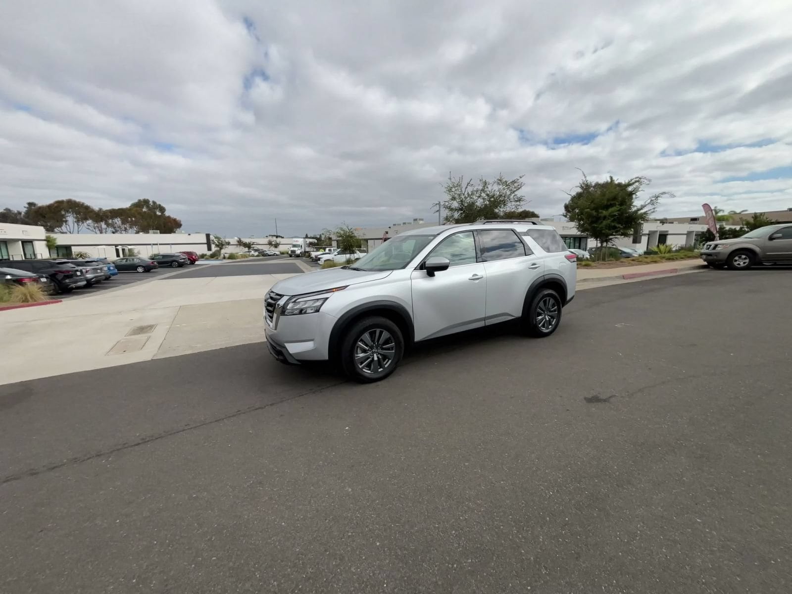 Thumbnail: 2025 Nissan Pathfinder - 7