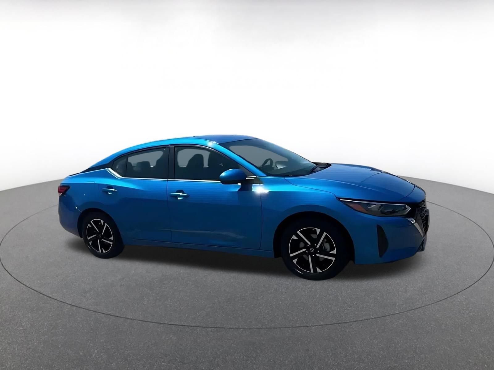 Thumbnail: 2025 Nissan Sentra - 2