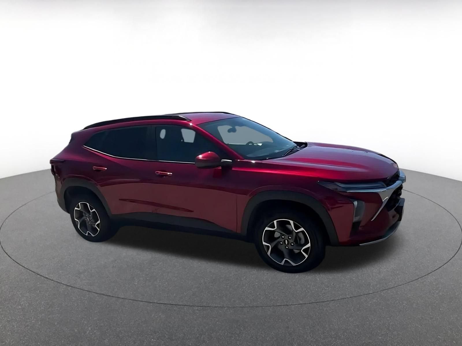 Thumbnail: 2025 Chevrolet Trax - 2
