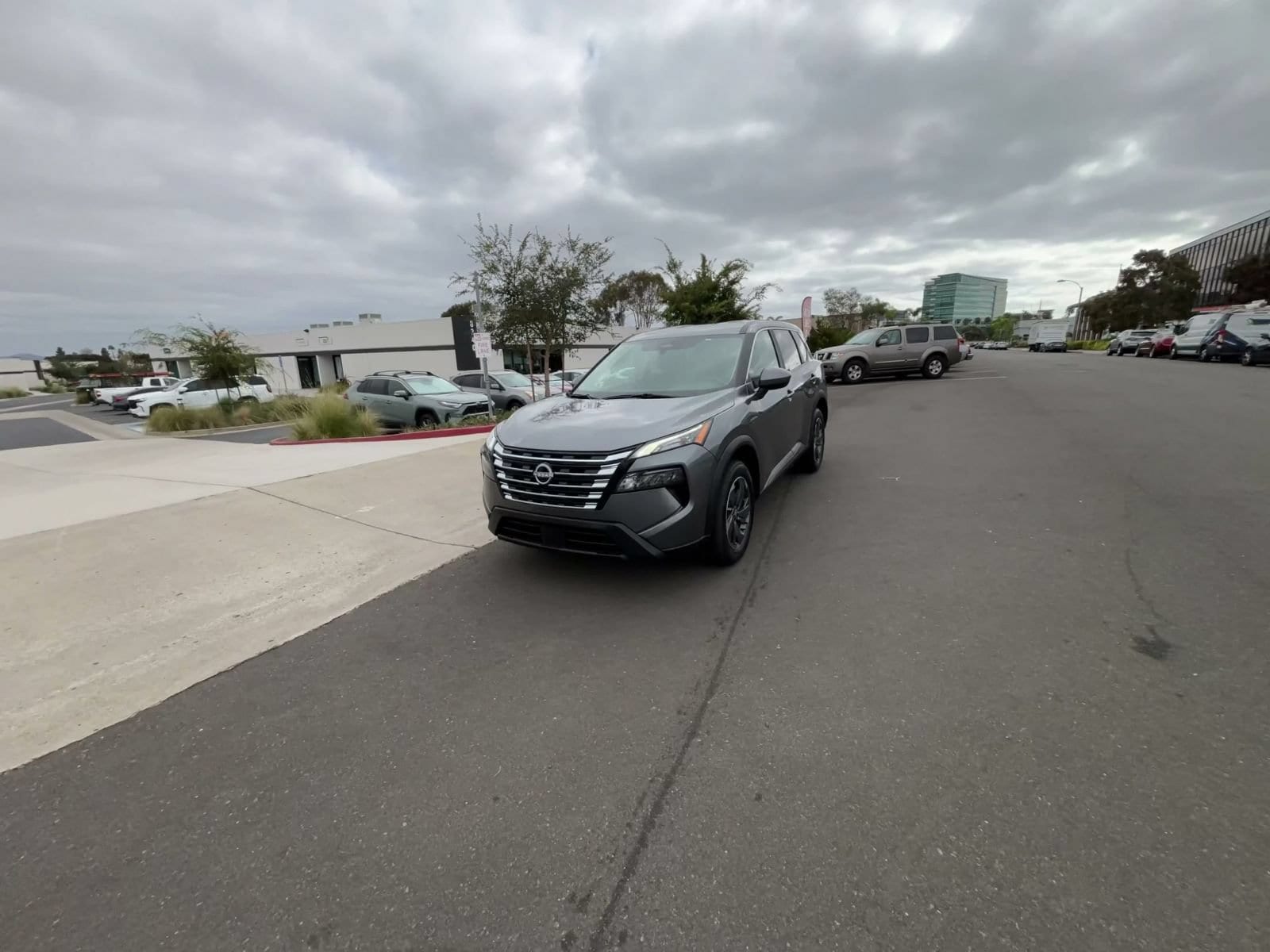 Thumbnail: 2025 Nissan Rogue - 6