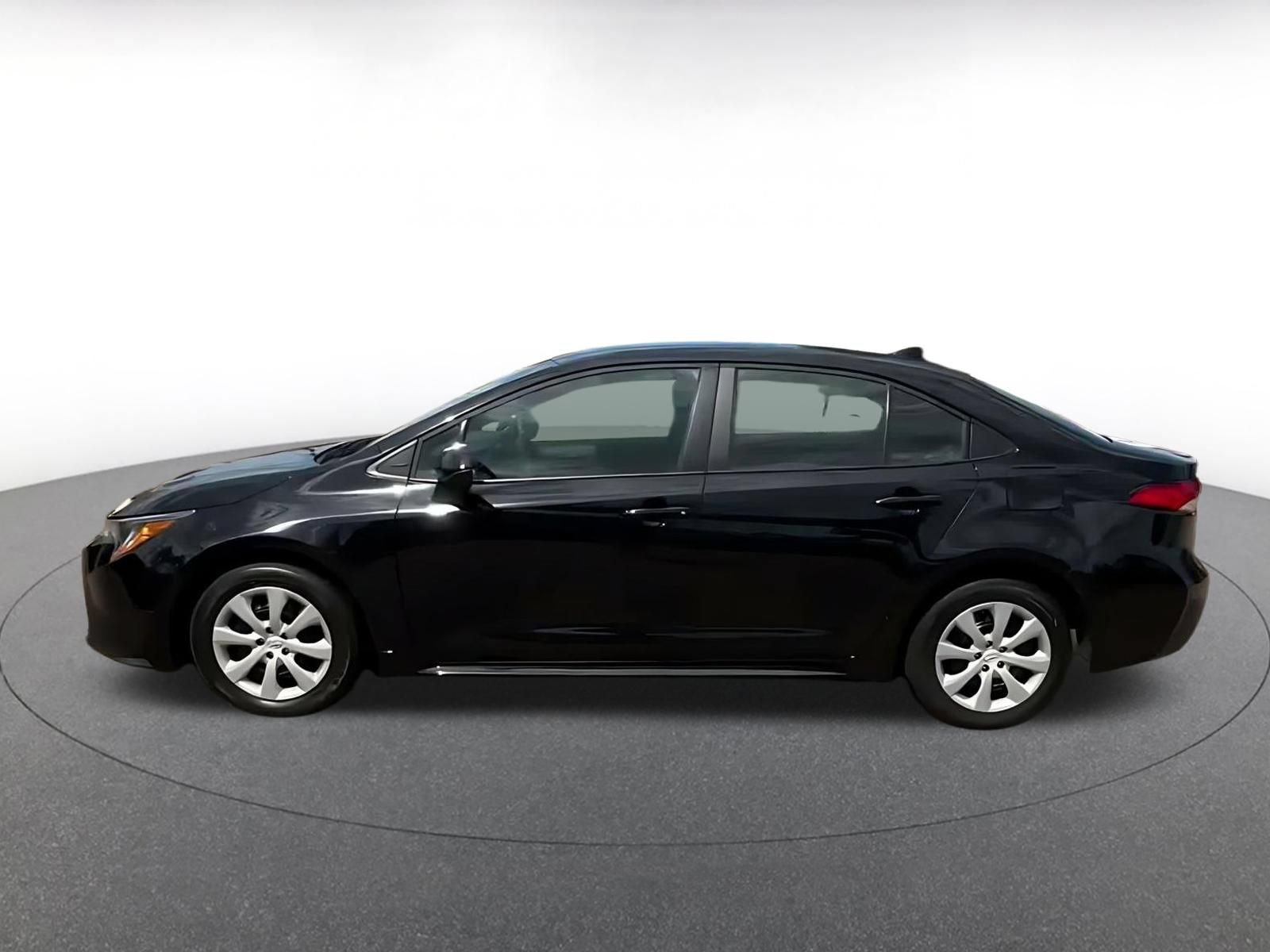Thumbnail: 2025 Toyota Corolla - 9