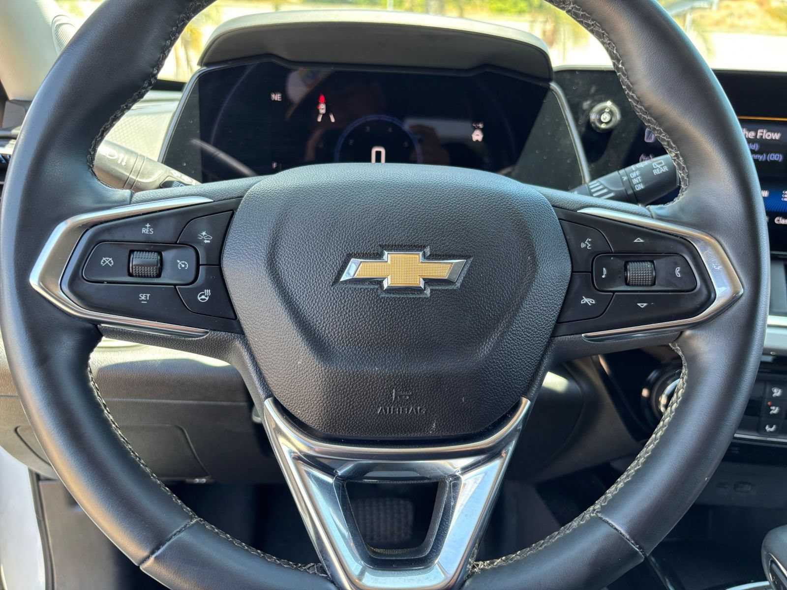 Thumbnail: 2025 Chevrolet Trax - 26