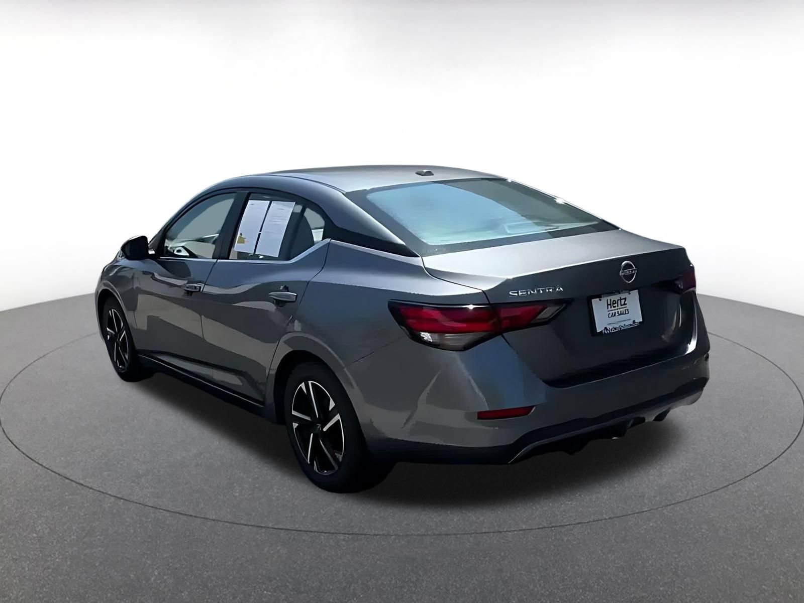 Thumbnail: 2025 Nissan Sentra - 10