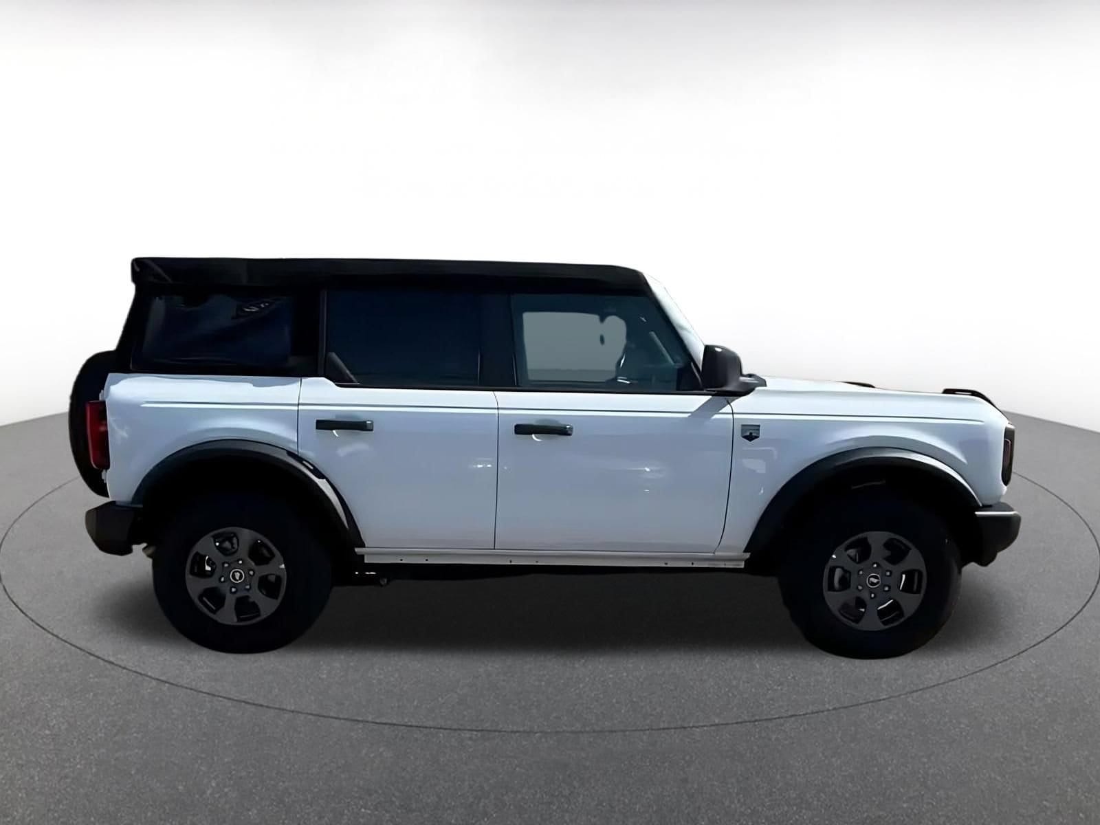 Thumbnail: 2026 Ford Bronco - 15