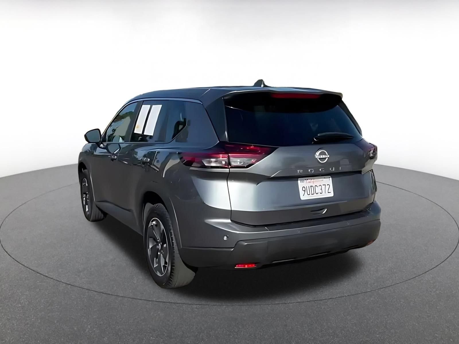 Thumbnail: 2025 Nissan Rogue - 10