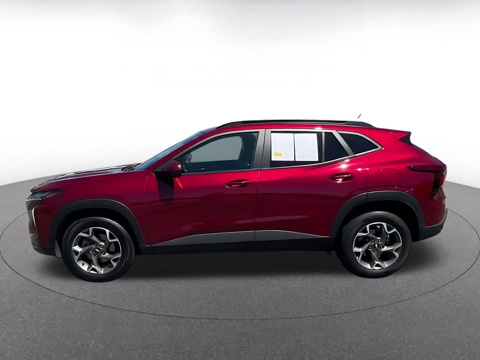 Thumbnail: 2025 Chevrolet Trax - 7