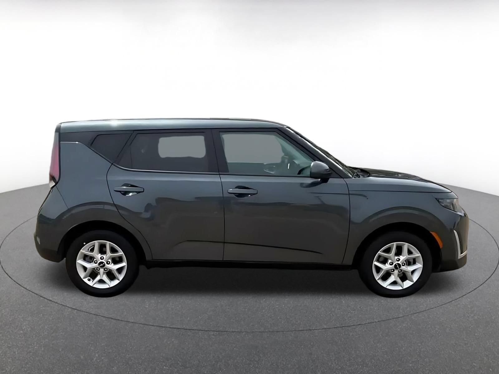 Thumbnail: 2025 Kia Soul - 15