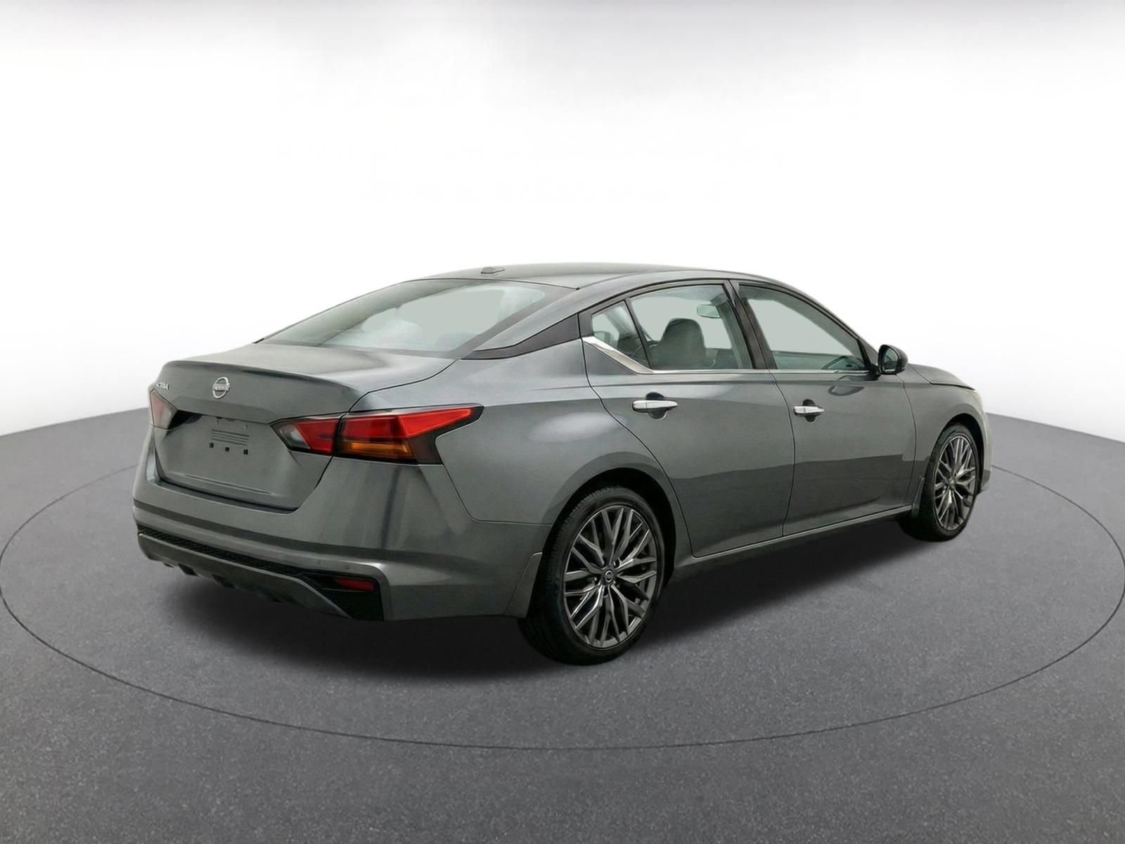 Thumbnail: 2025 Nissan Altima - 8