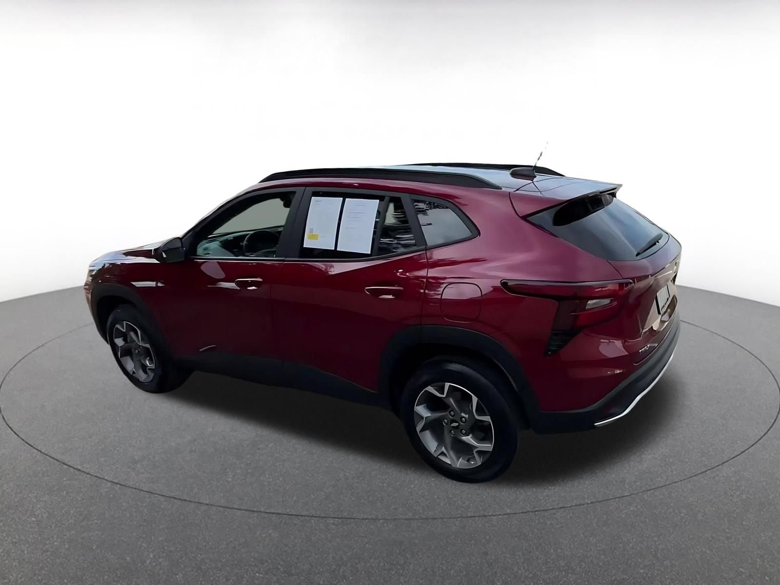 Thumbnail: 2025 Chevrolet Trax - 9