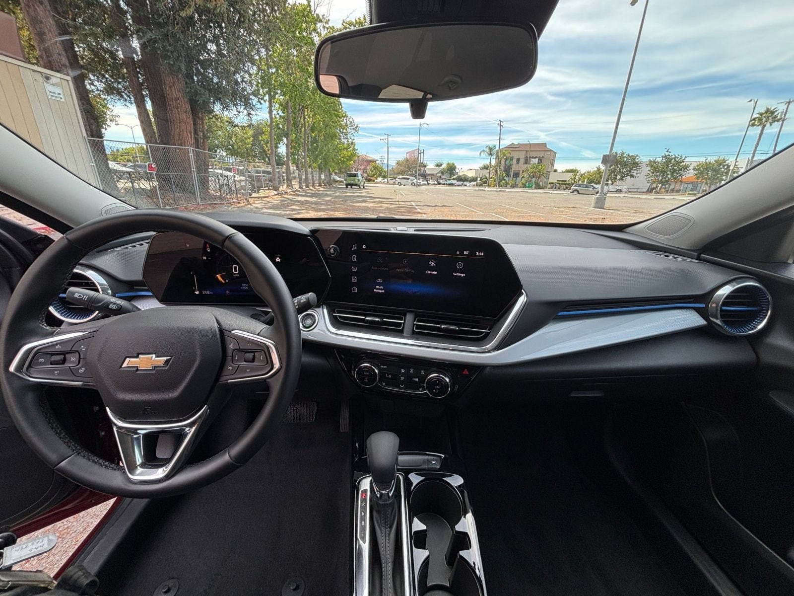 Thumbnail: 2025 Chevrolet Trax - 31
