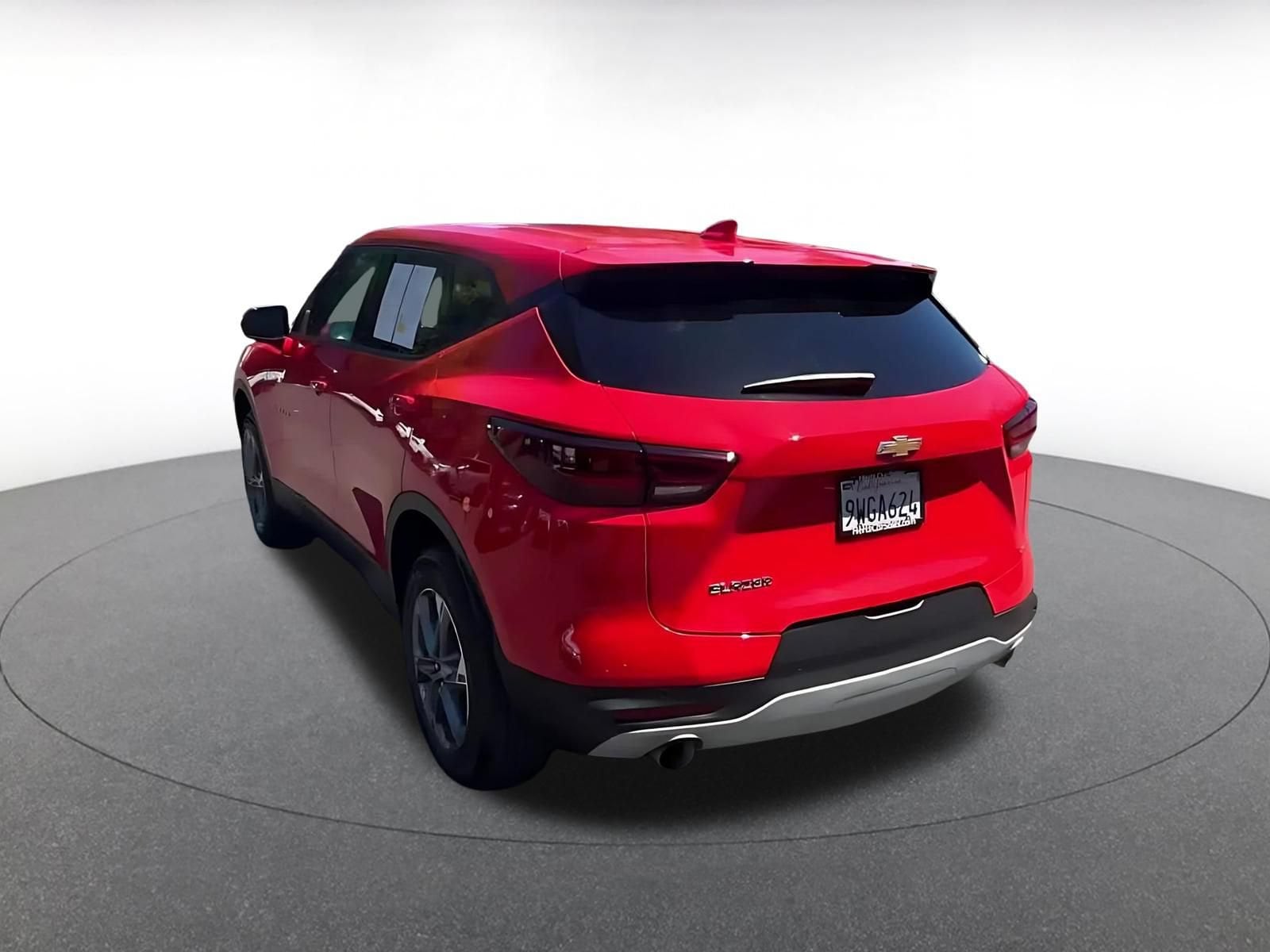 Thumbnail: 2026 Chevrolet Blazer - 10