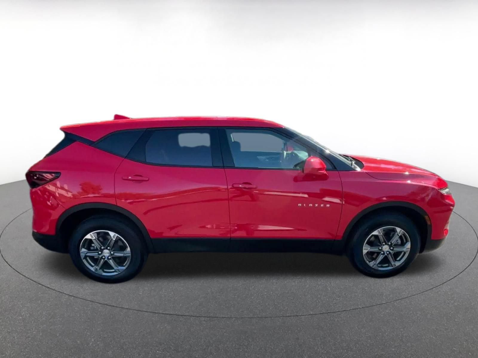Thumbnail: 2026 Chevrolet Blazer - 15