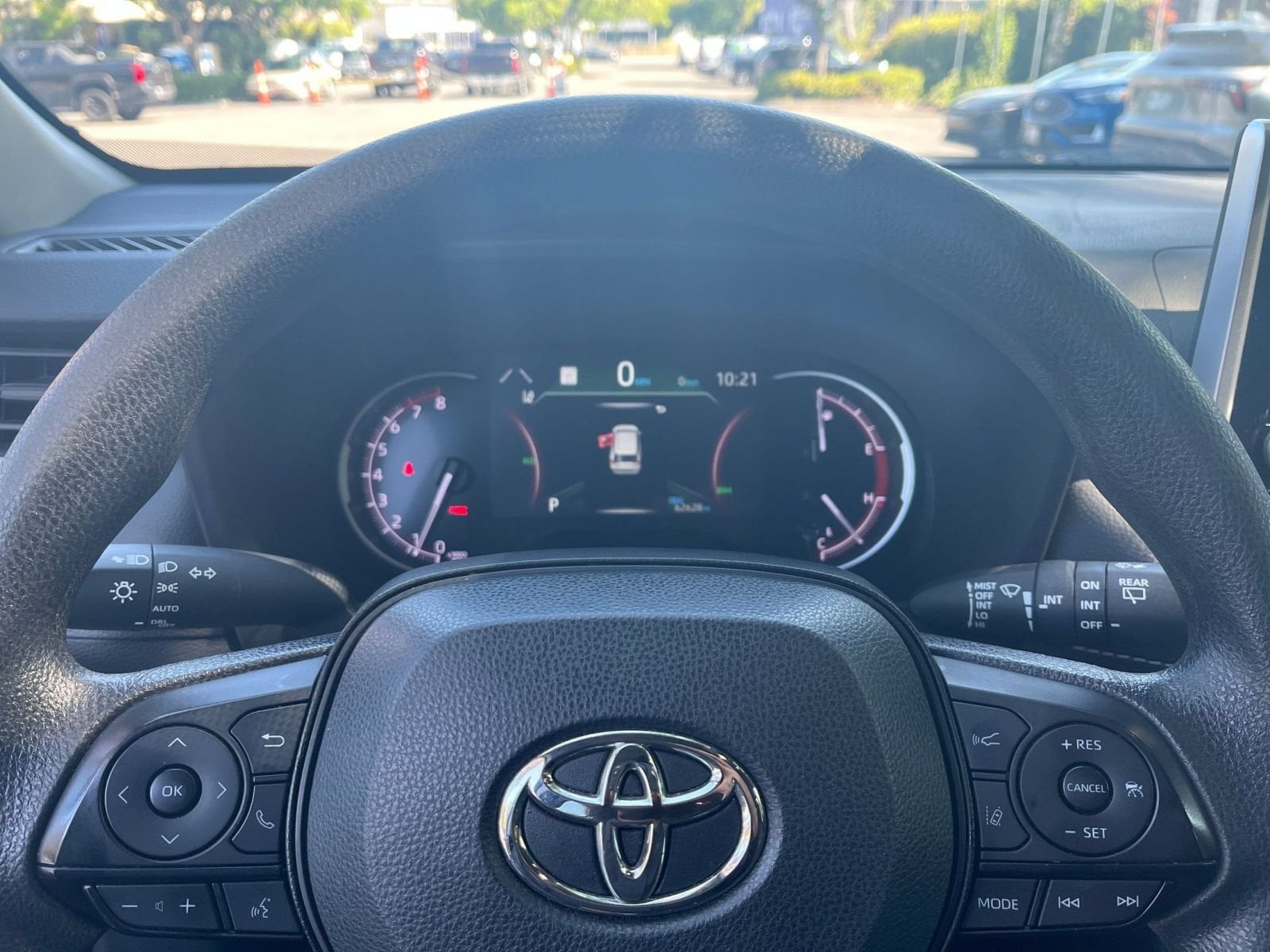 Thumbnail: 2024 Toyota RAV4 - 28