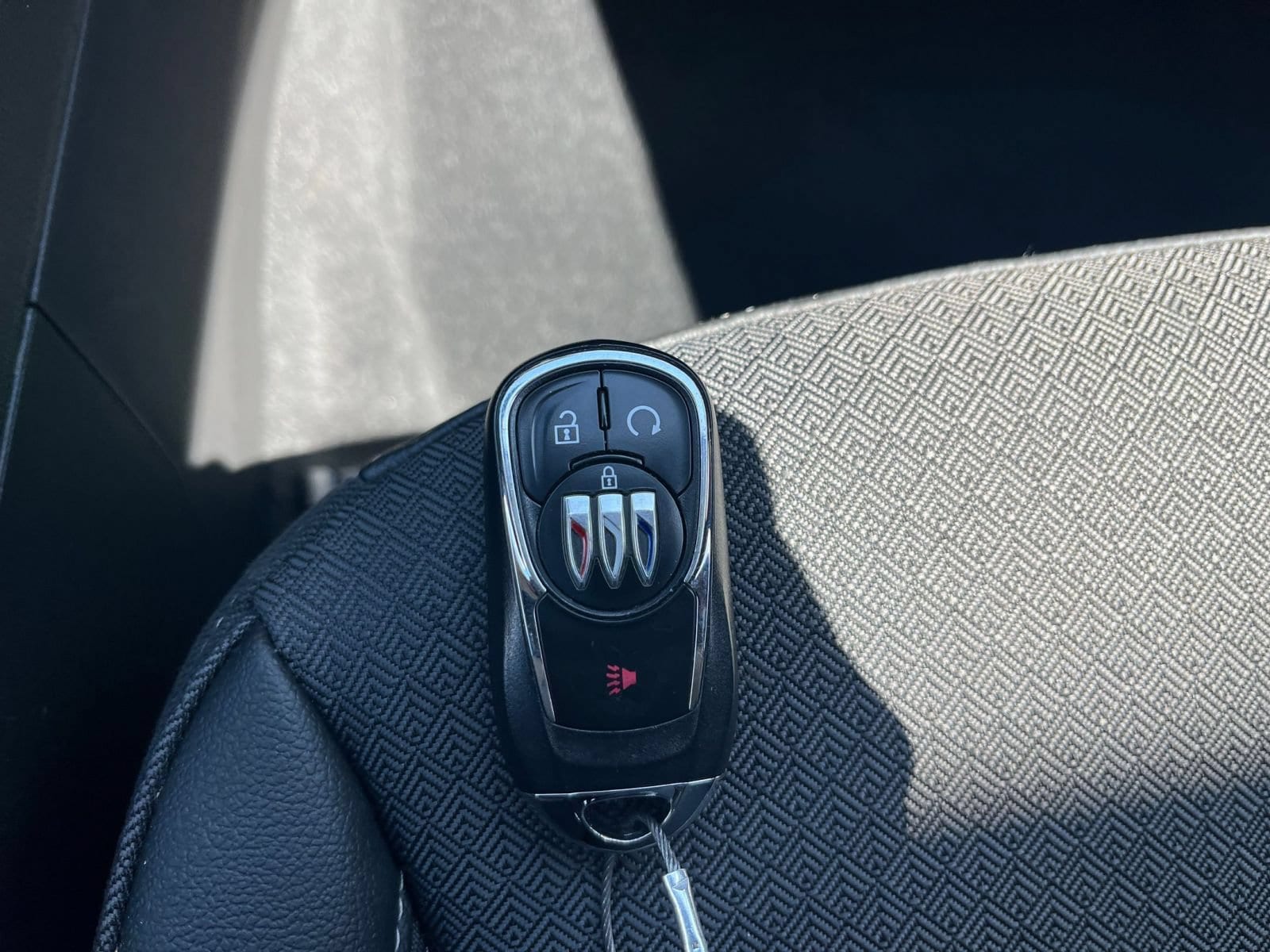 Thumbnail: 2025 Buick Encore GX - 22
