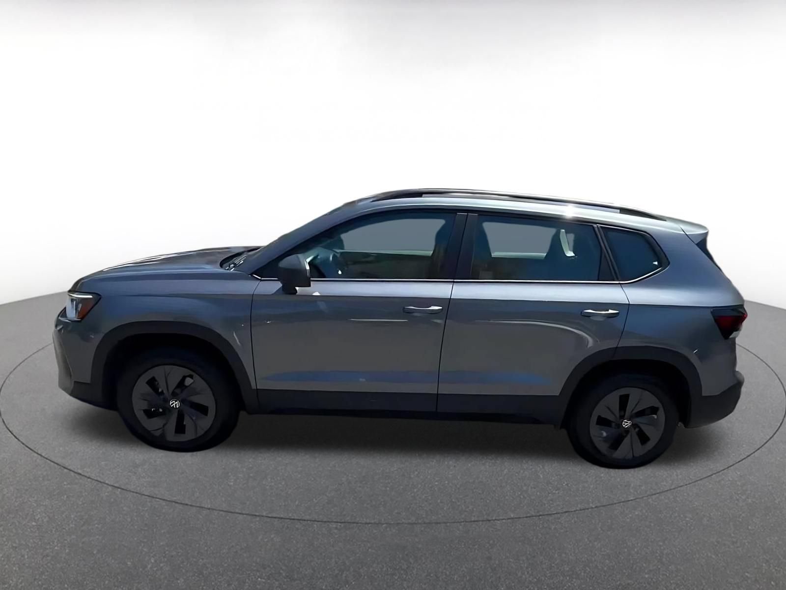 Thumbnail: 2026 Volkswagen Taos - 8