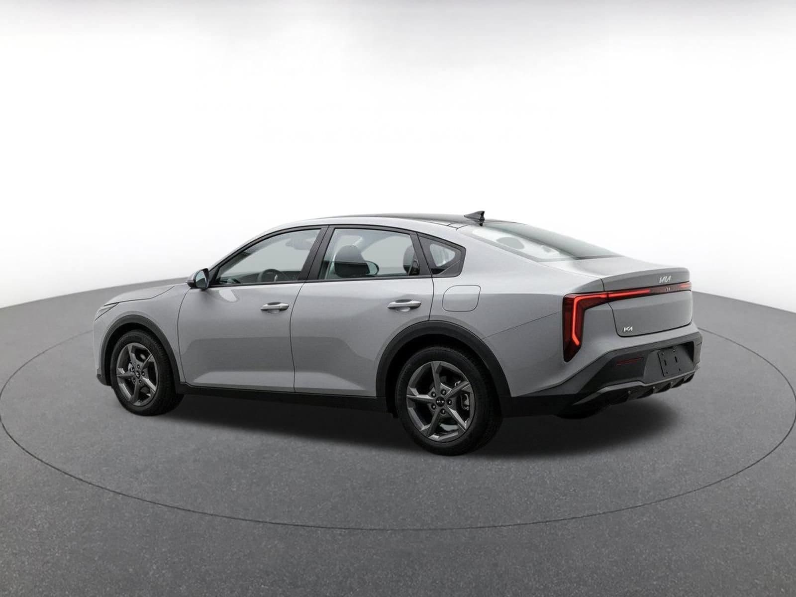 Thumbnail: 2026 Kia K4 - 6