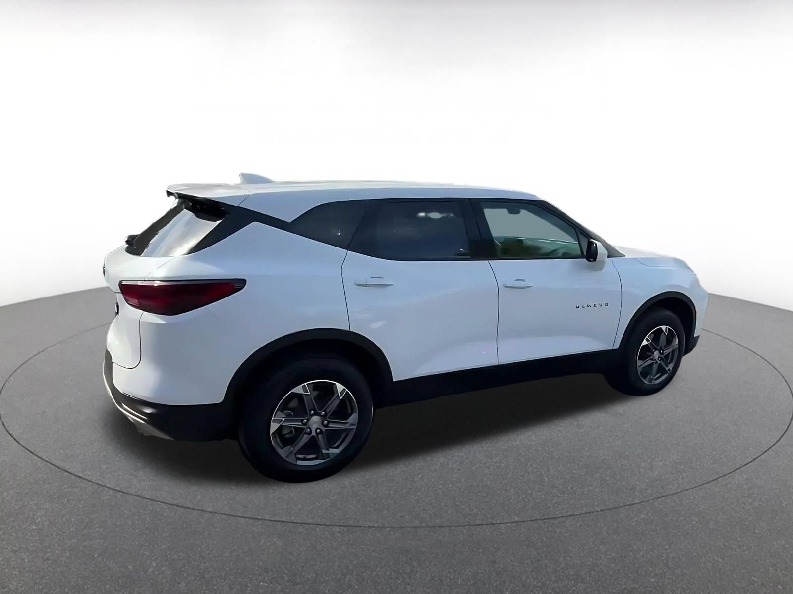 Thumbnail: 2026 Chevrolet Blazer - 15