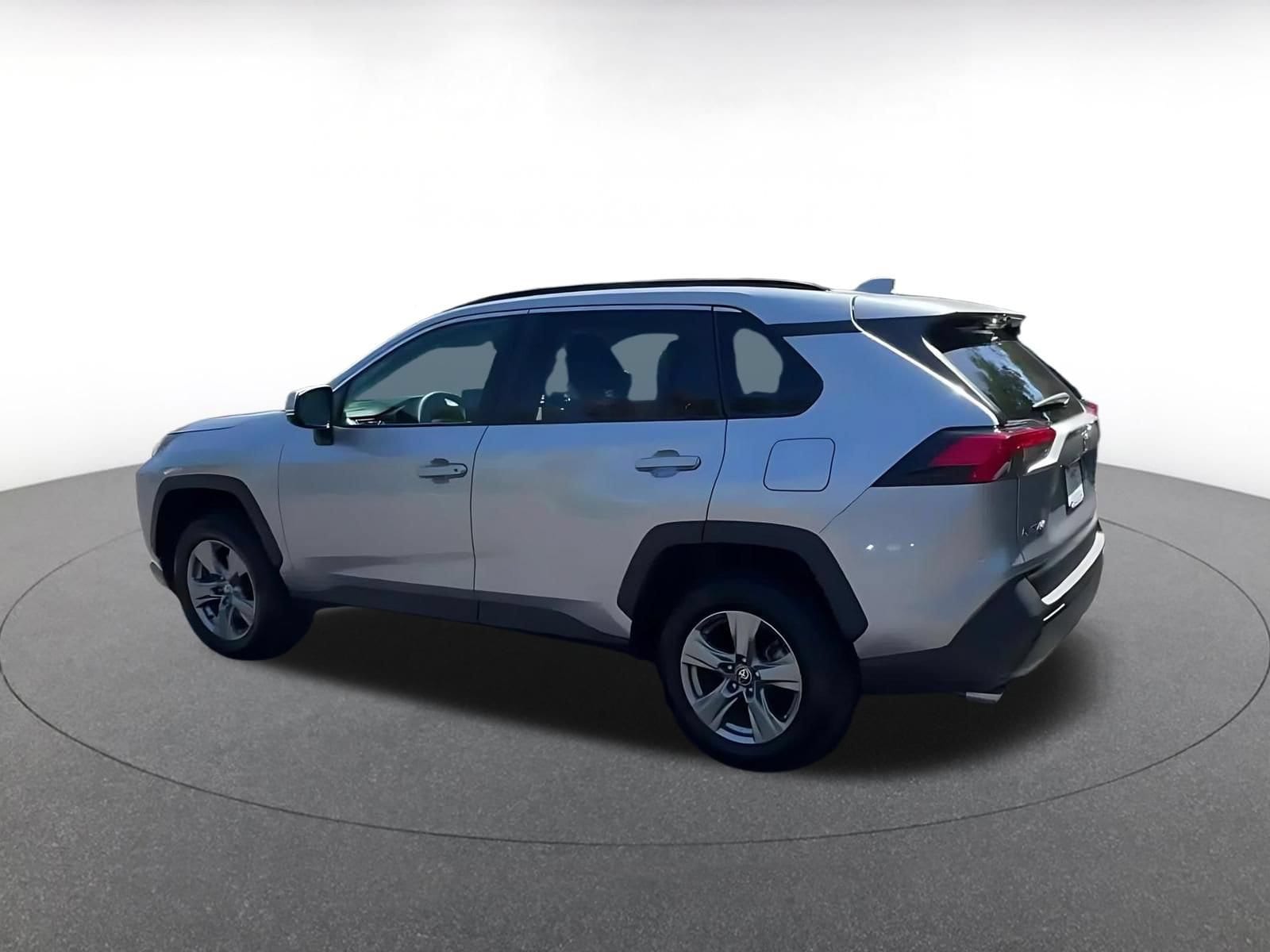 Thumbnail: 2024 Toyota RAV4 - 9