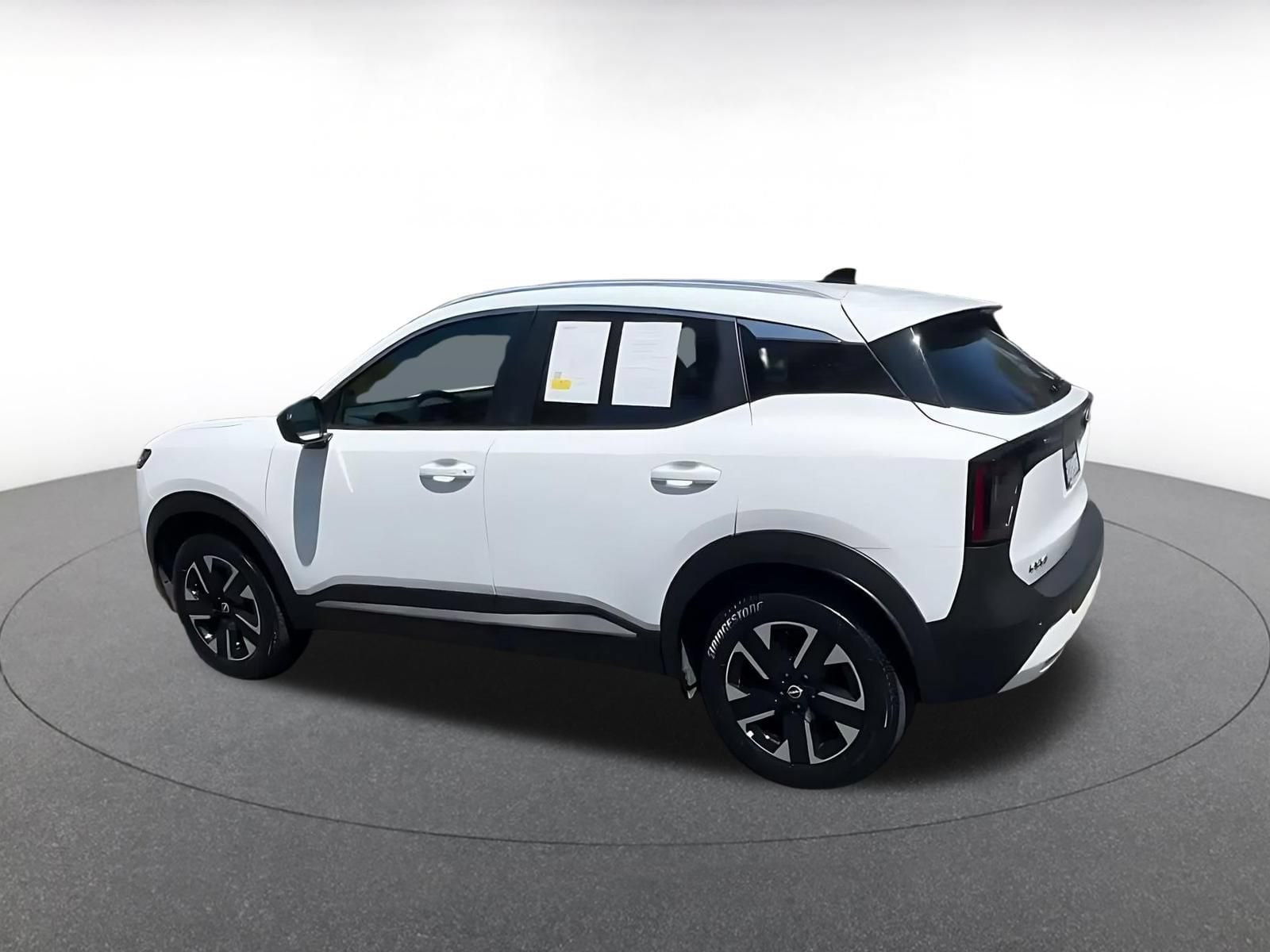 Thumbnail: 2026 Nissan Kicks - 12