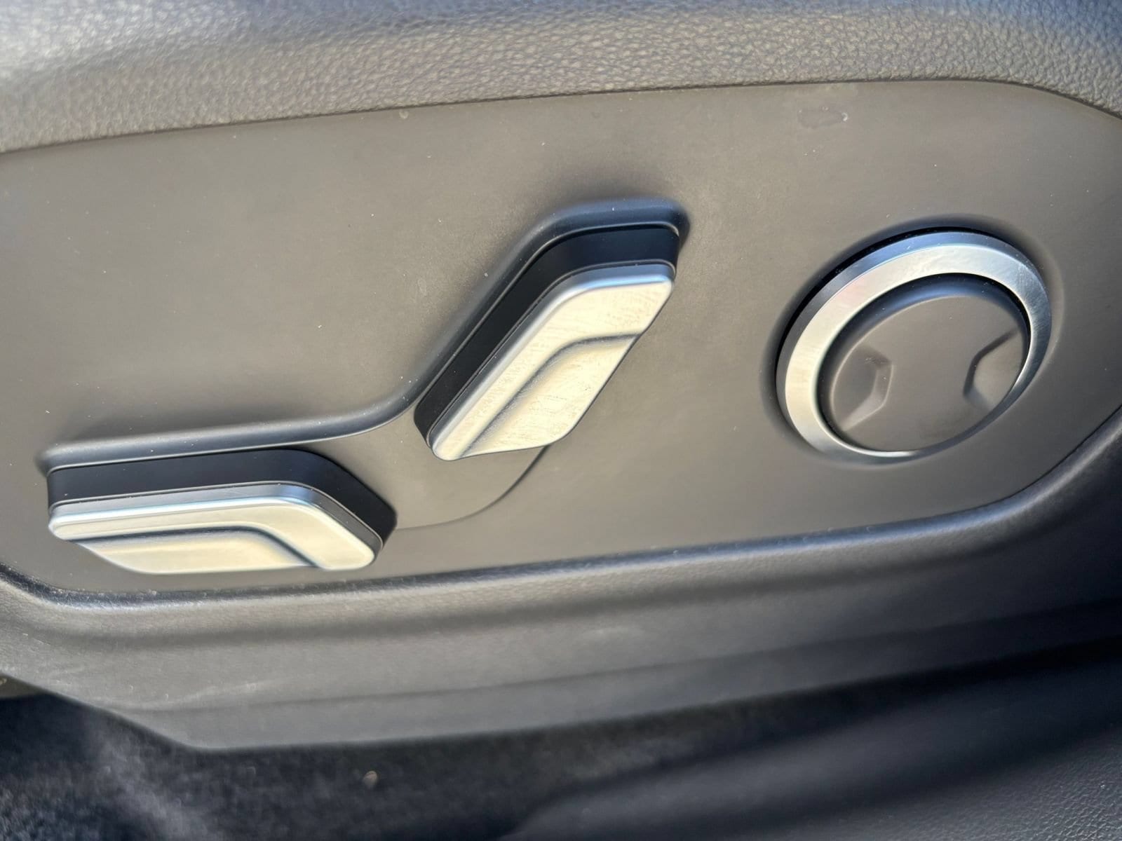 Thumbnail: 2025 Hyundai Santa Fe - 21