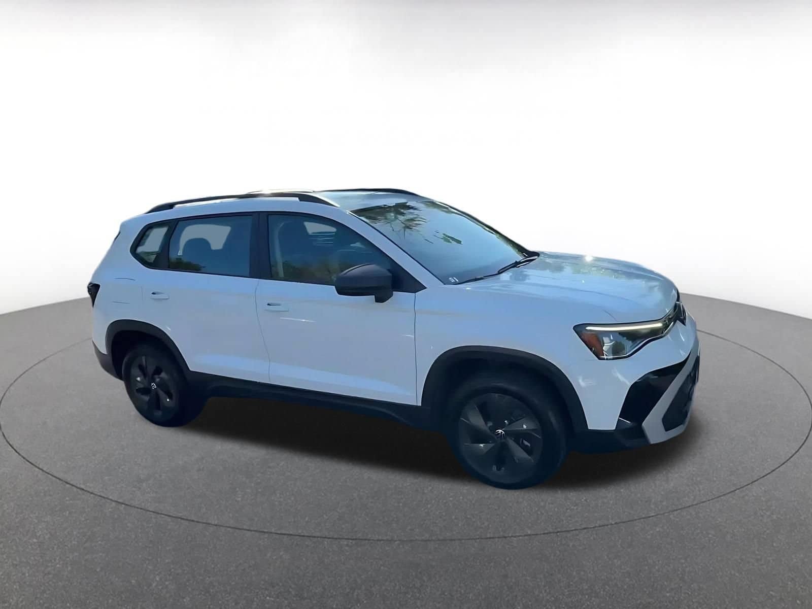 Thumbnail: 2026 Volkswagen Taos - 2