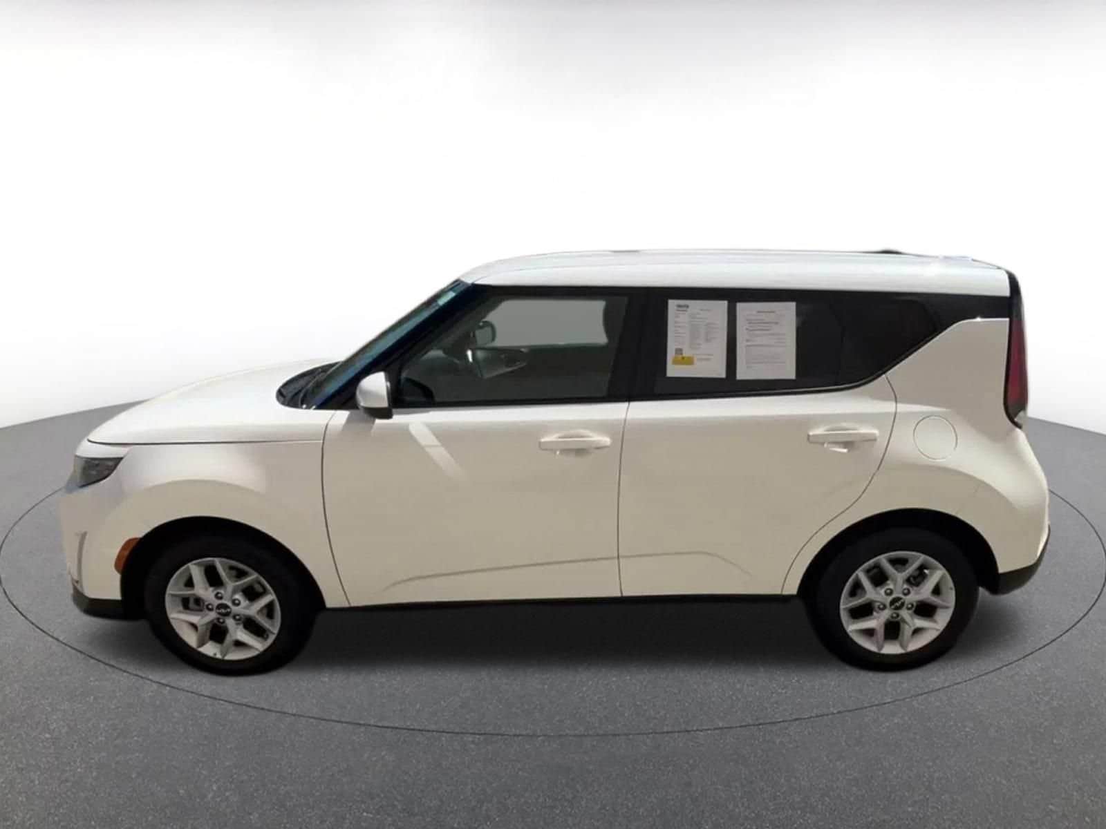 Thumbnail: 2025 Kia Soul - 8