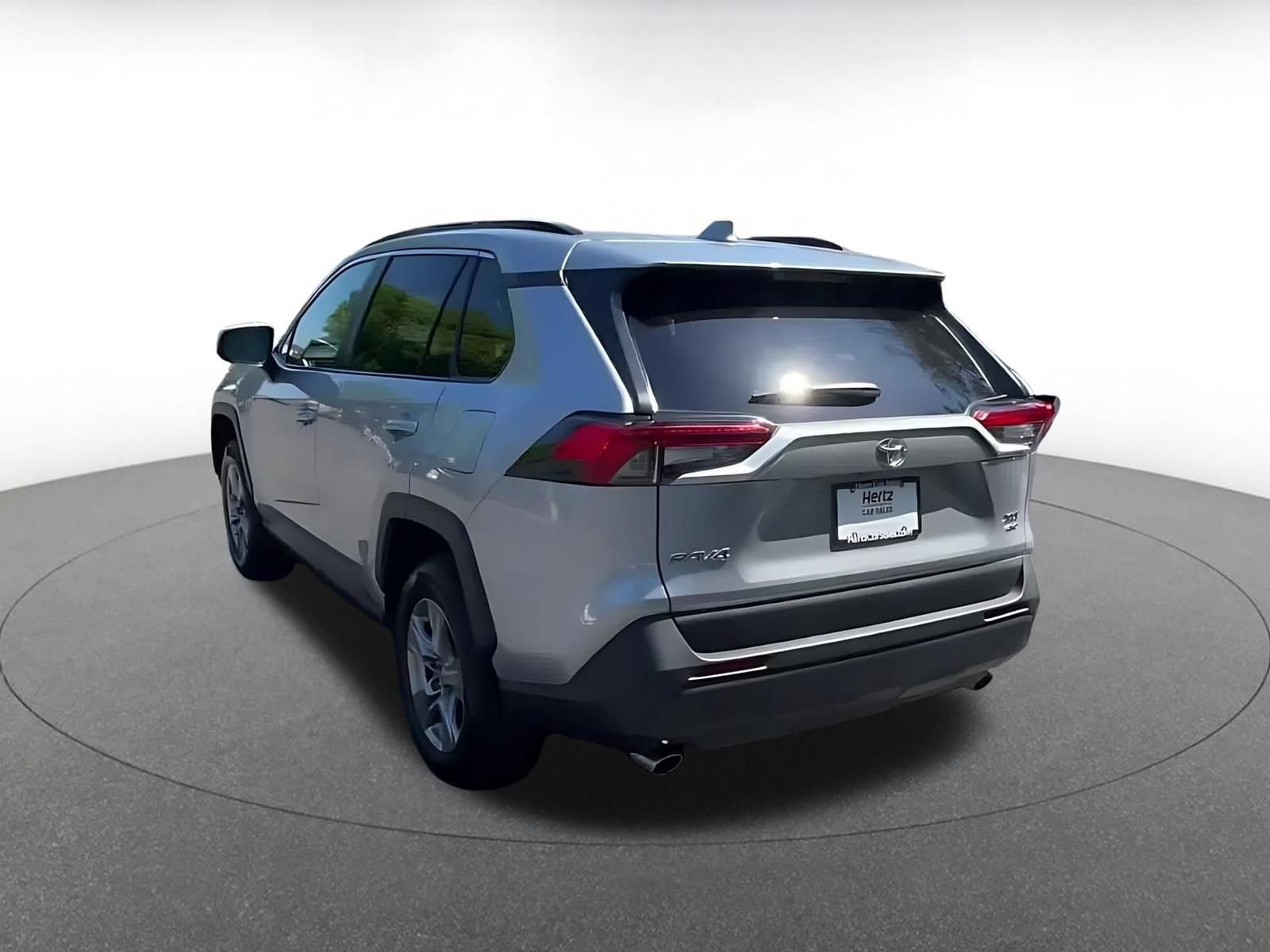 Thumbnail: 2024 Toyota RAV4 - 10
