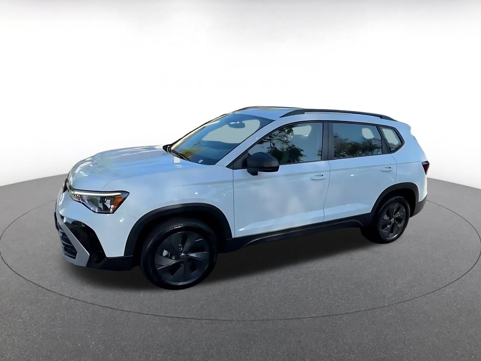 Thumbnail: 2026 Volkswagen Taos - 7