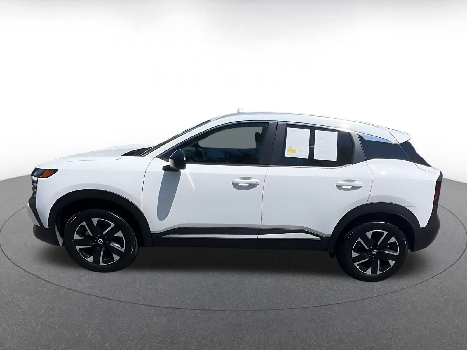 Thumbnail: 2026 Nissan Kicks - 10