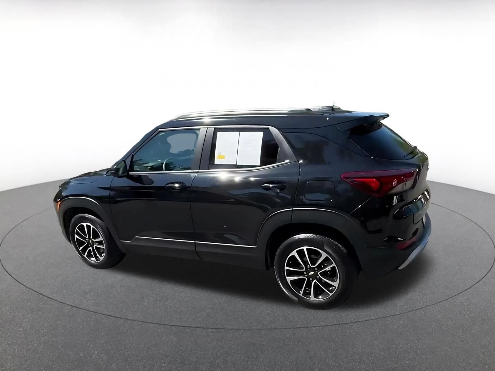 Thumbnail: 2025 Chevrolet TrailBlazer - 9