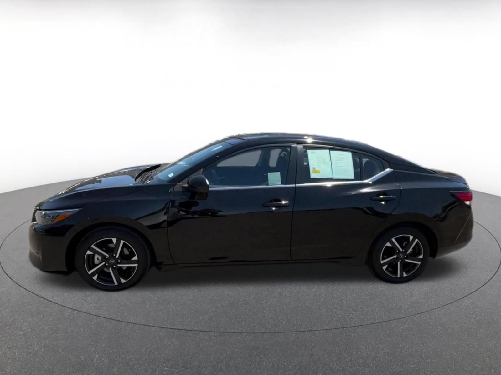 Thumbnail: 2025 Nissan Sentra - 8