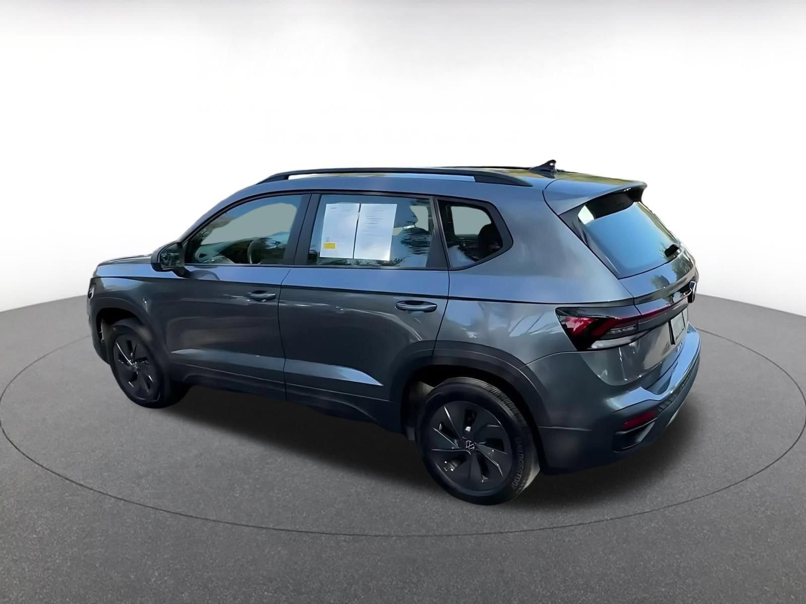 Thumbnail: 2026 Volkswagen Taos - 9