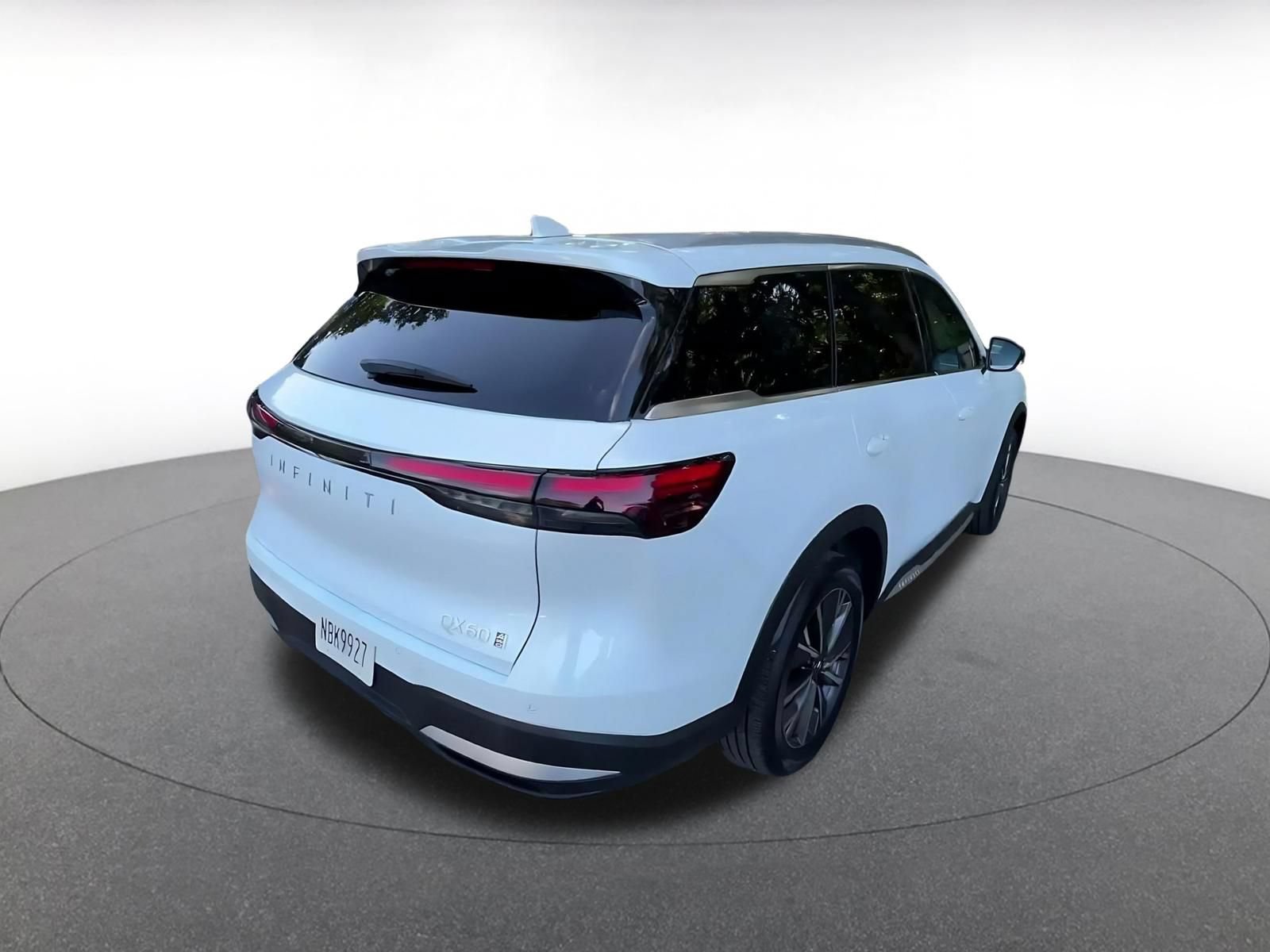 Thumbnail: 2026 INFINITI QX60 - 13