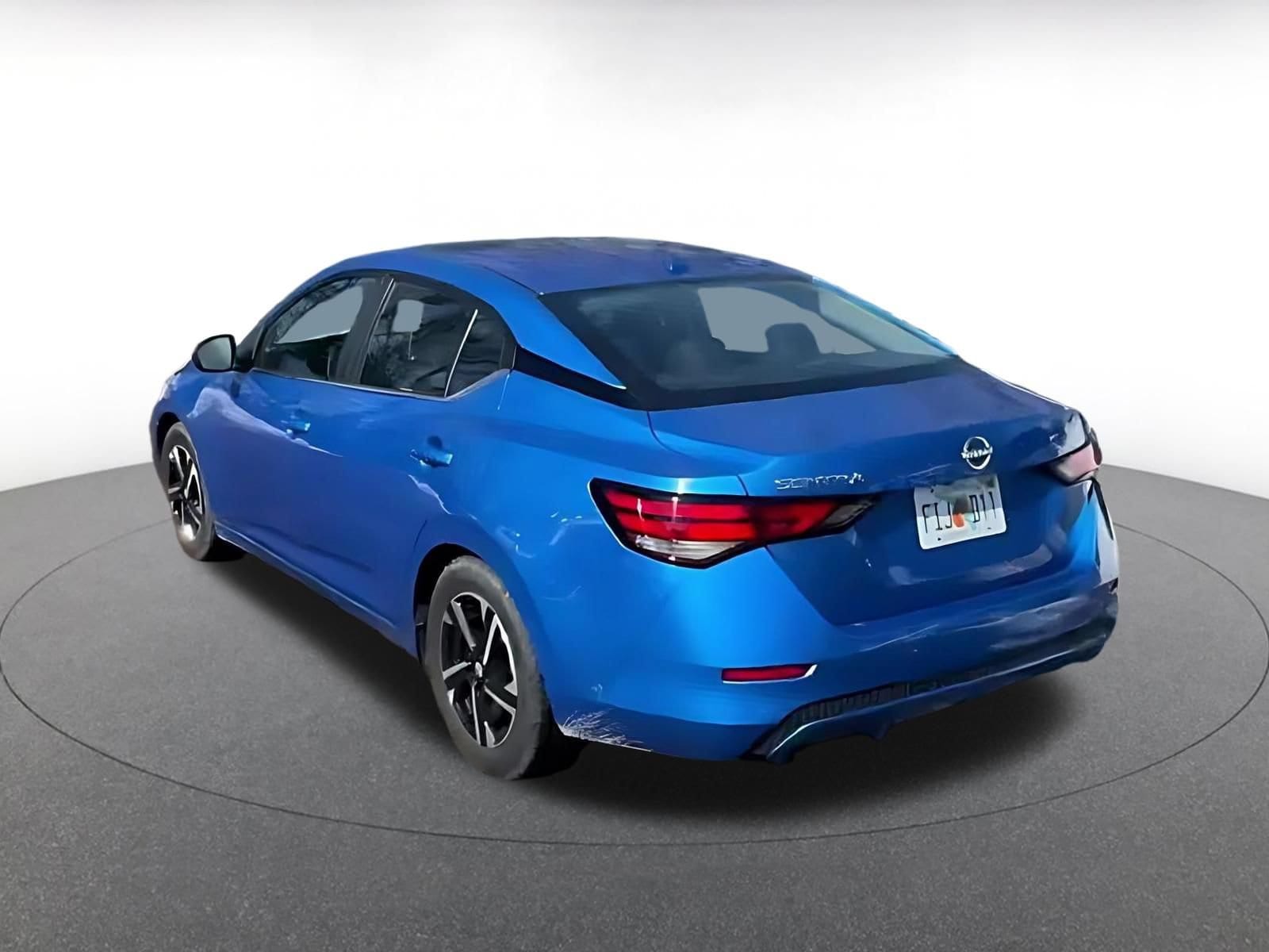 Thumbnail: 2025 Nissan Sentra - 9