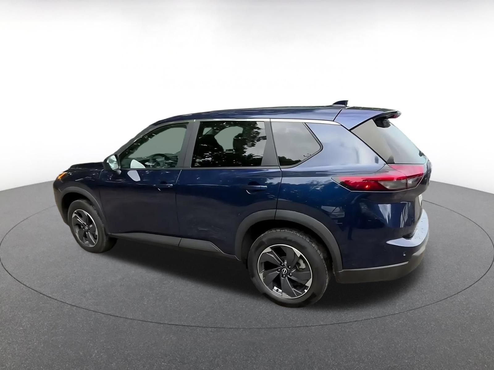 Thumbnail: 2025 Nissan Rogue - 8
