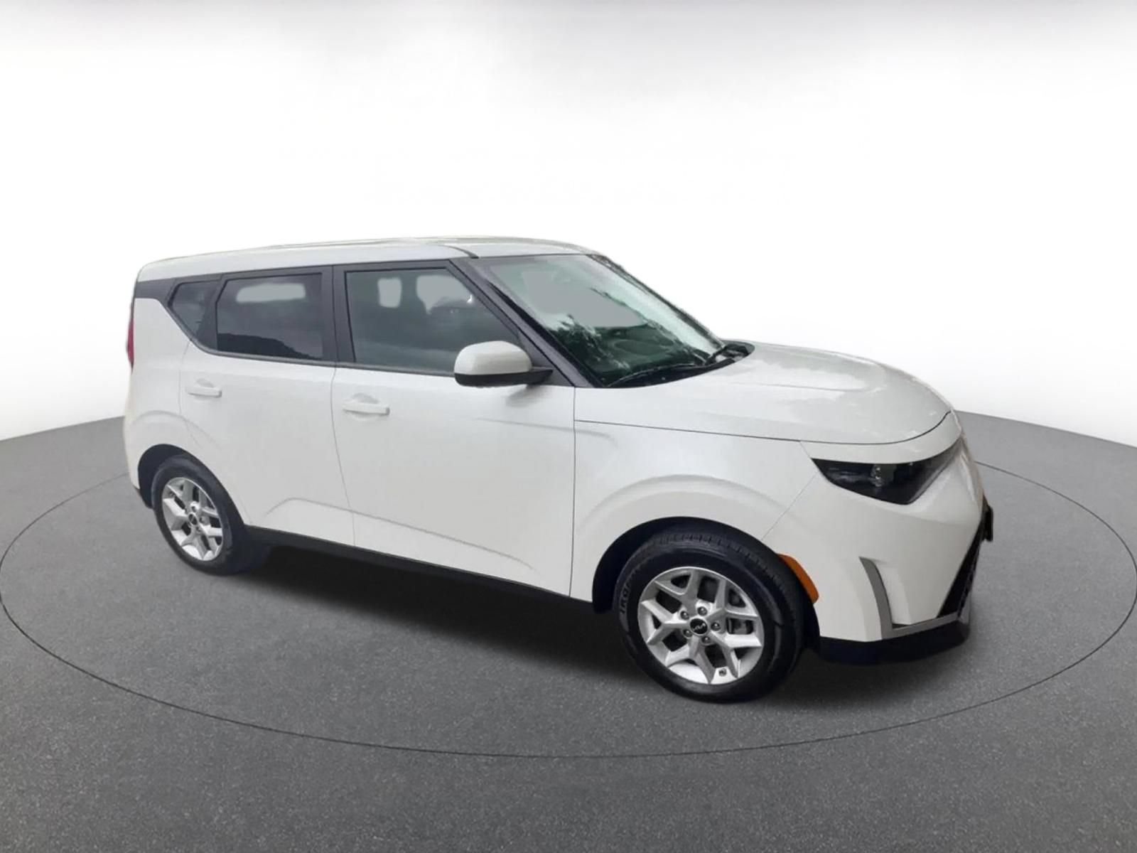 Thumbnail: 2025 Kia Soul - 2