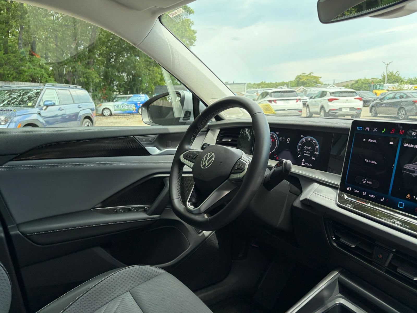 Thumbnail: 2026 Volkswagen Tiguan - 35