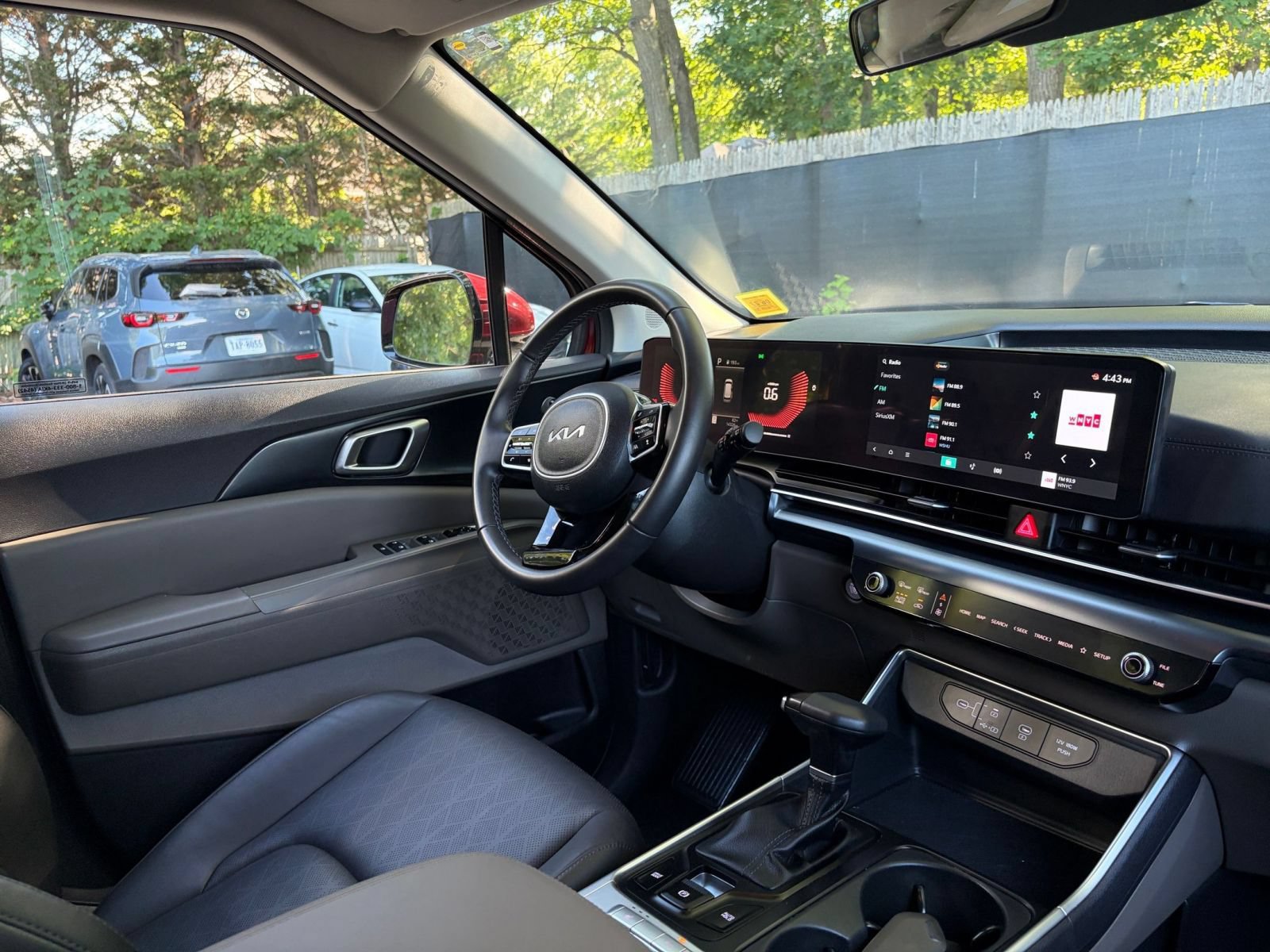 Thumbnail: 2026 Kia Carnival - 35