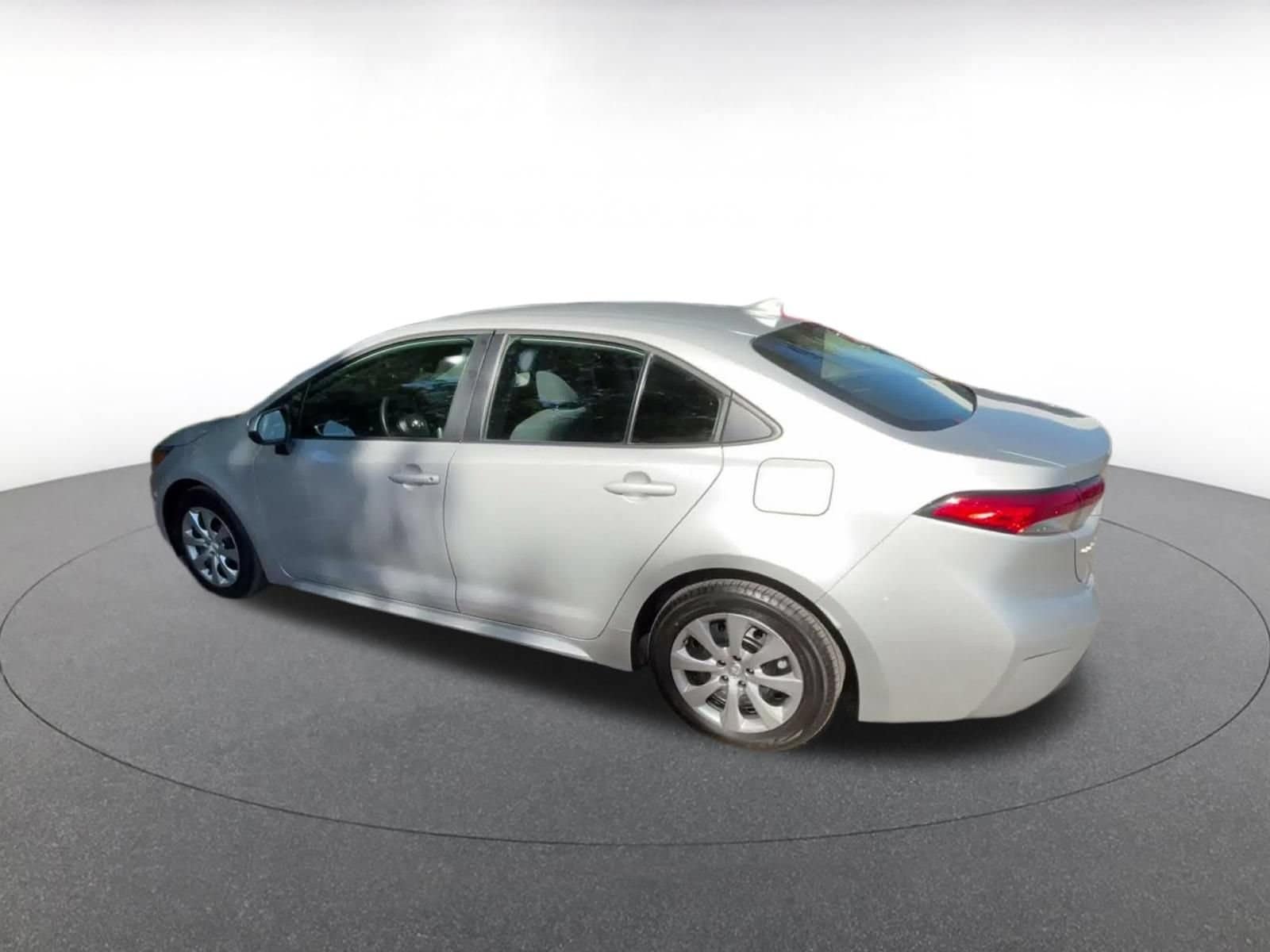 Thumbnail: 2025 Toyota Corolla - 8