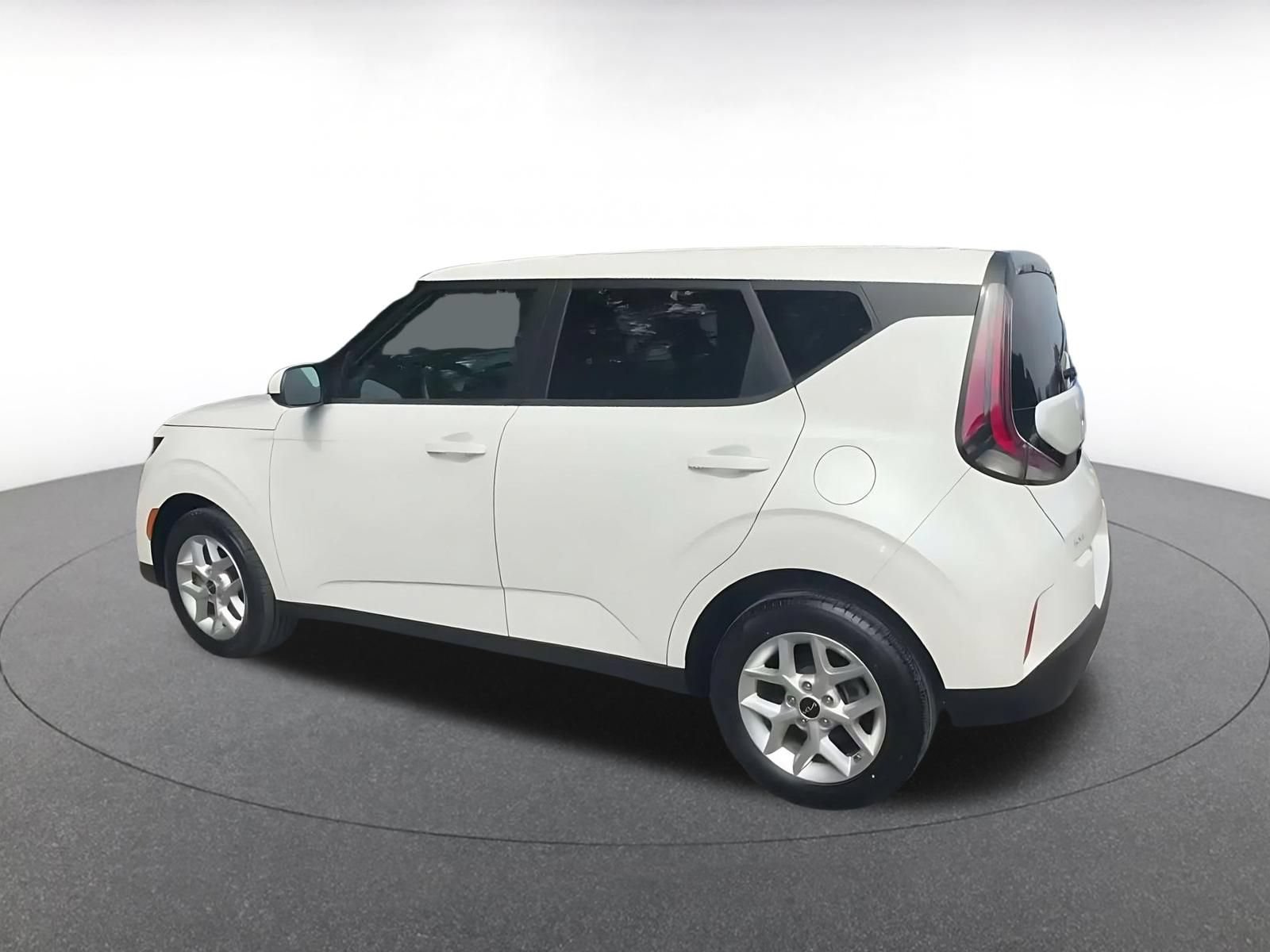 Thumbnail: 2025 Kia Soul - 9