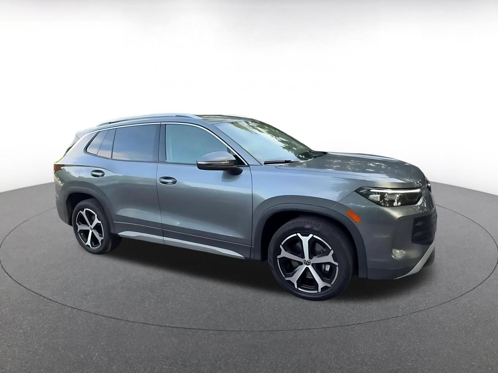 Thumbnail: 2026 Volkswagen Tiguan - 2