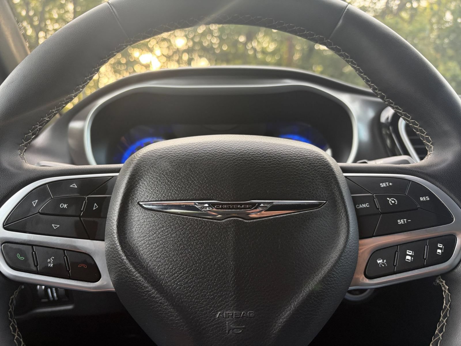 Thumbnail: 2025 Chrysler Pacifica - 29