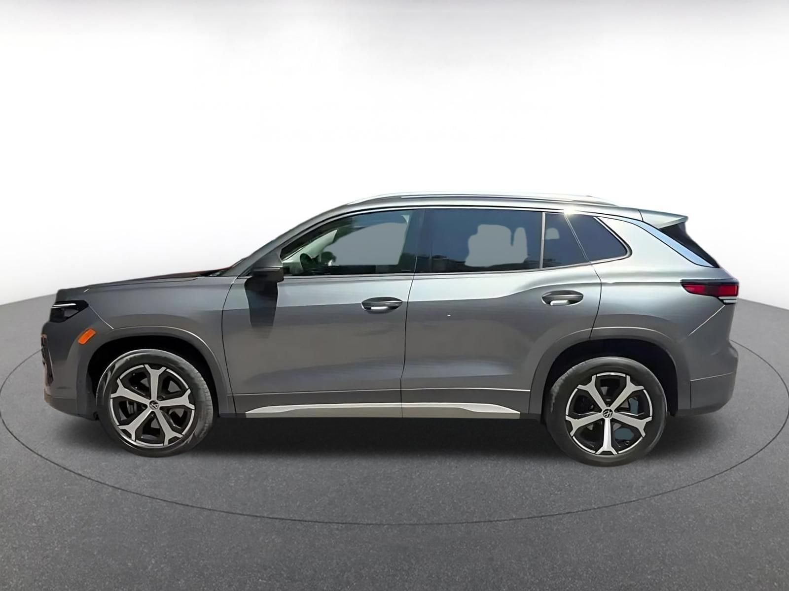 Thumbnail: 2026 Volkswagen Tiguan - 9