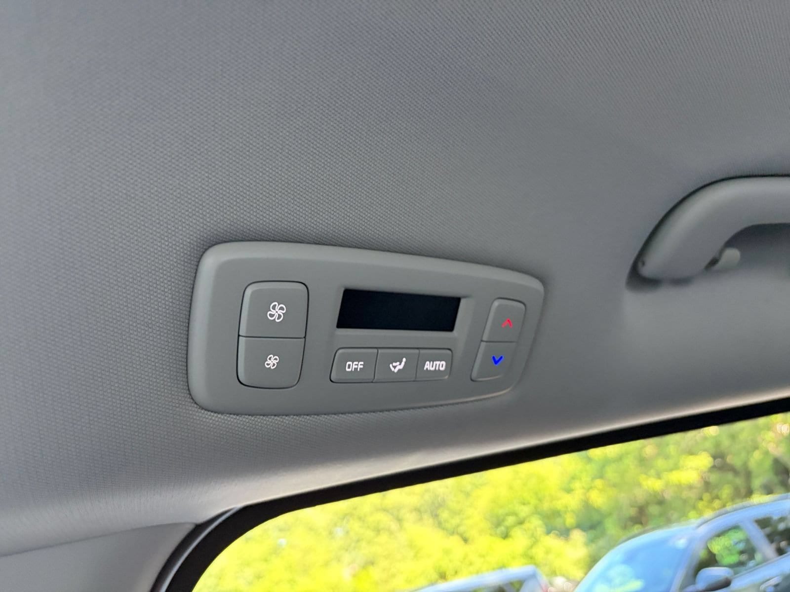 Thumbnail: 2026 Kia Carnival - 22