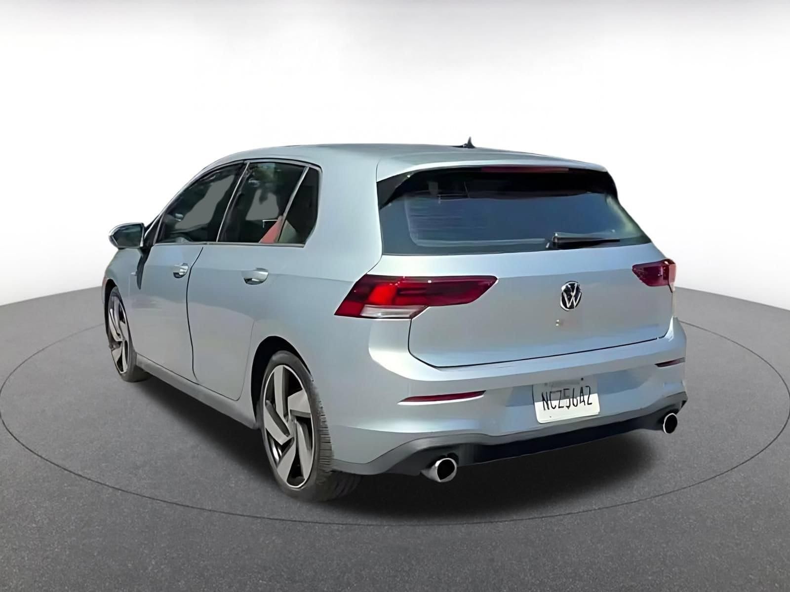 Thumbnail: 2026 Volkswagen Golf - 10