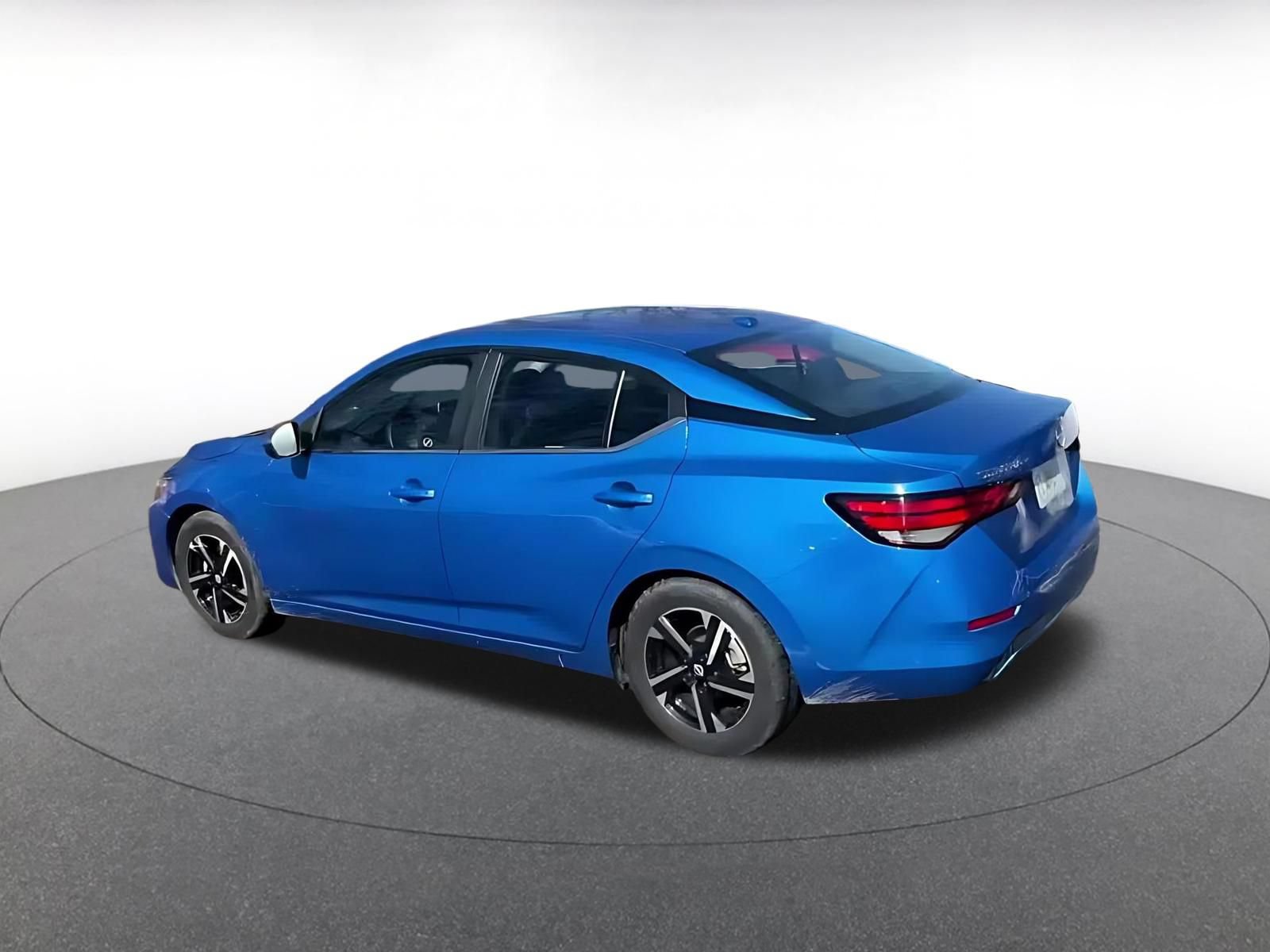 Thumbnail: 2025 Nissan Sentra - 8