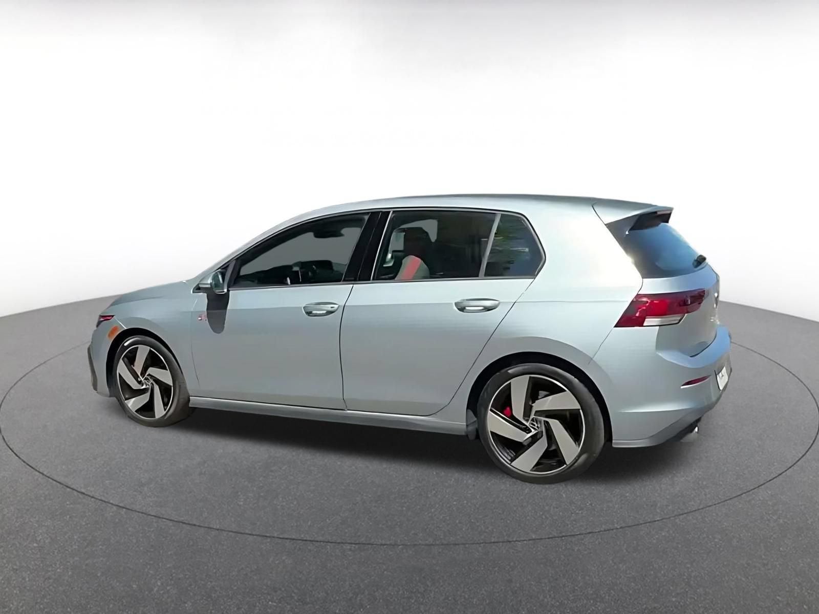 Thumbnail: 2026 Volkswagen Golf - 9